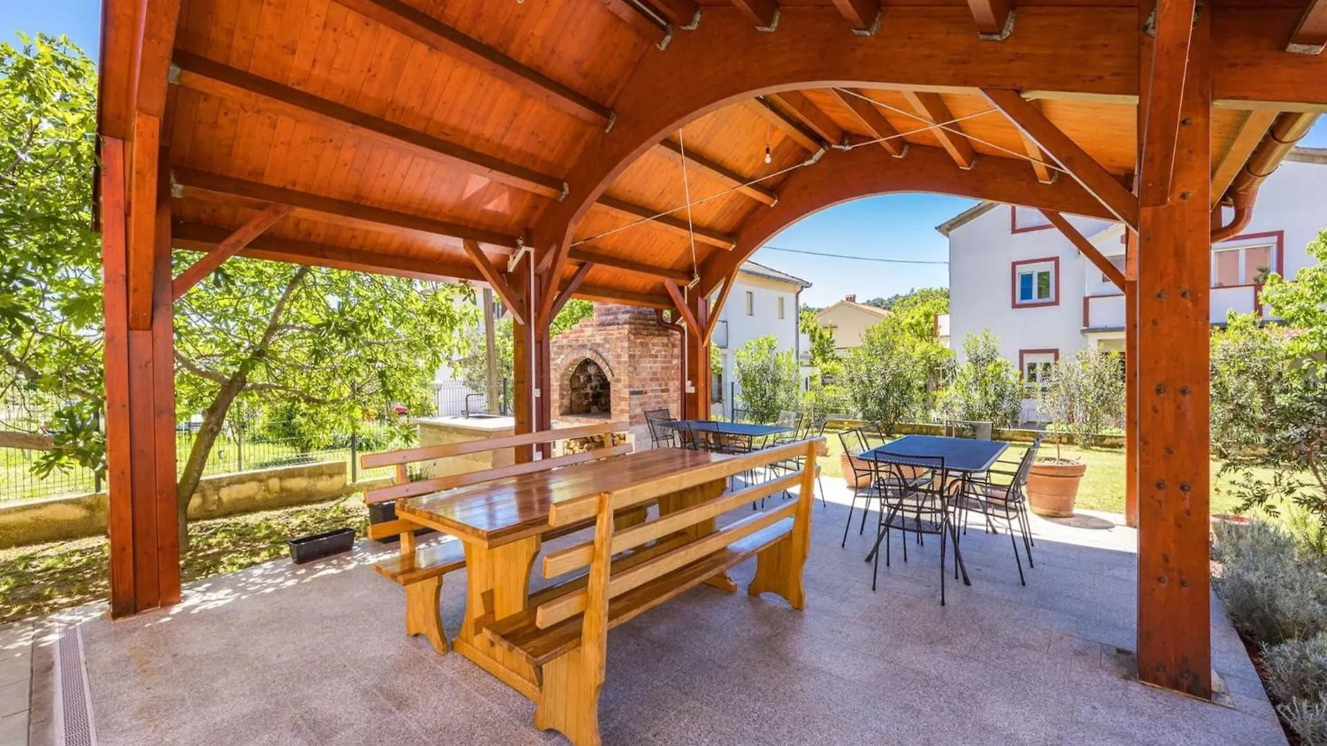 Apartment Seafront Apt On Sunny Rab Island - Neda Maslina Kampor Croatia