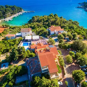 4* Oda ve Kahvaltı Anka