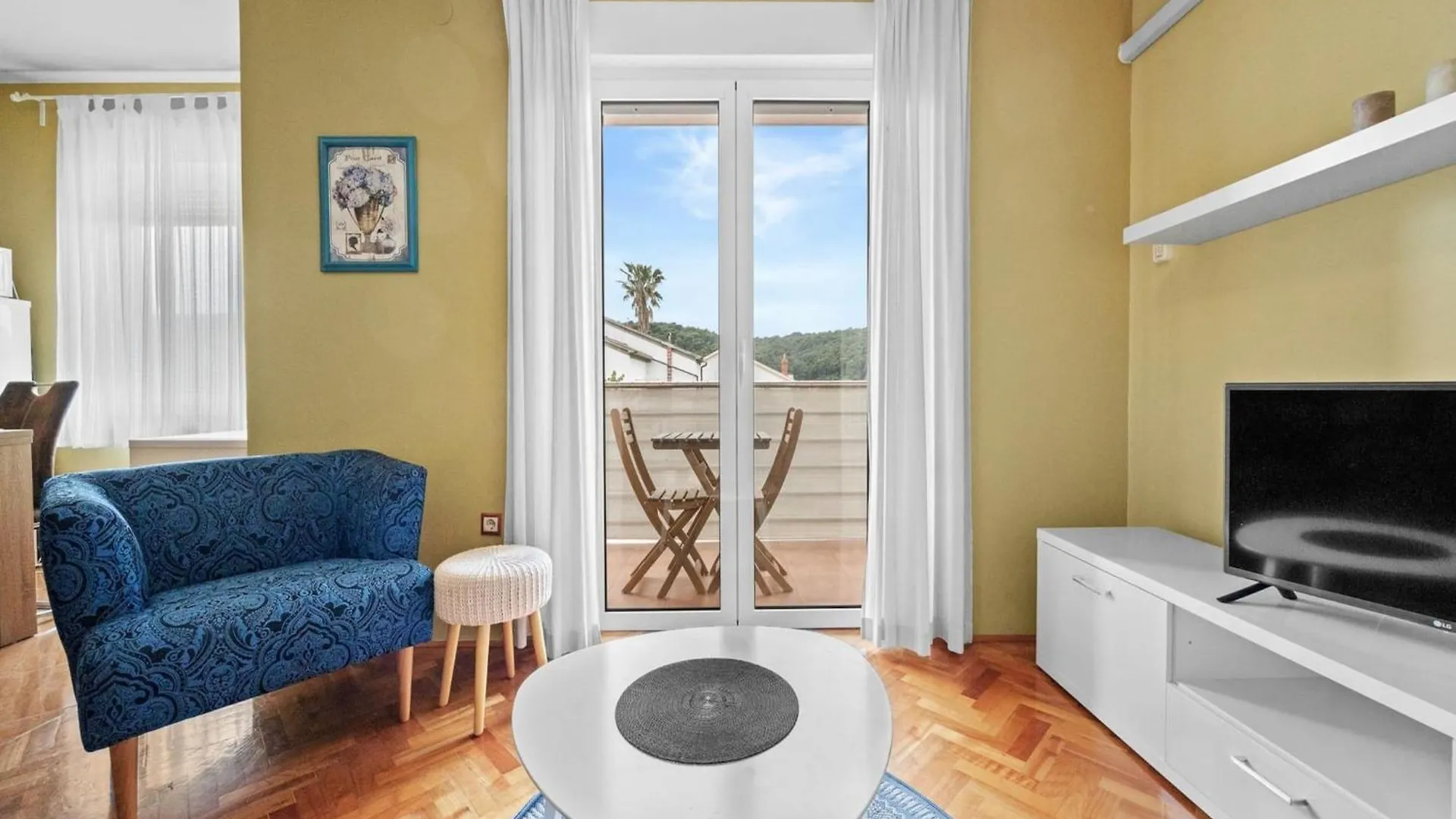 Seafront Apt On Sunny Rab Island - Neda Maslina Kampor